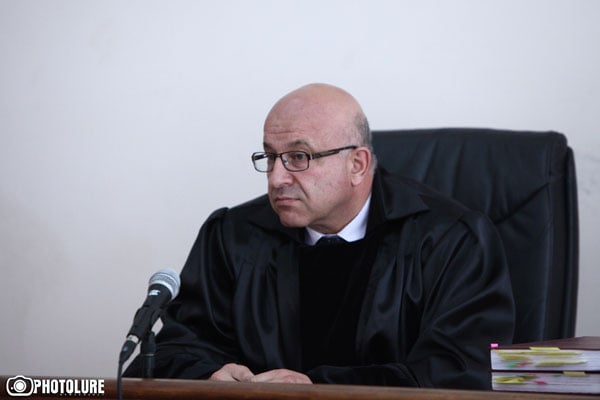 Отец Соны Мнацаканян заявил о намерении обжаловать приговор Навасардяну